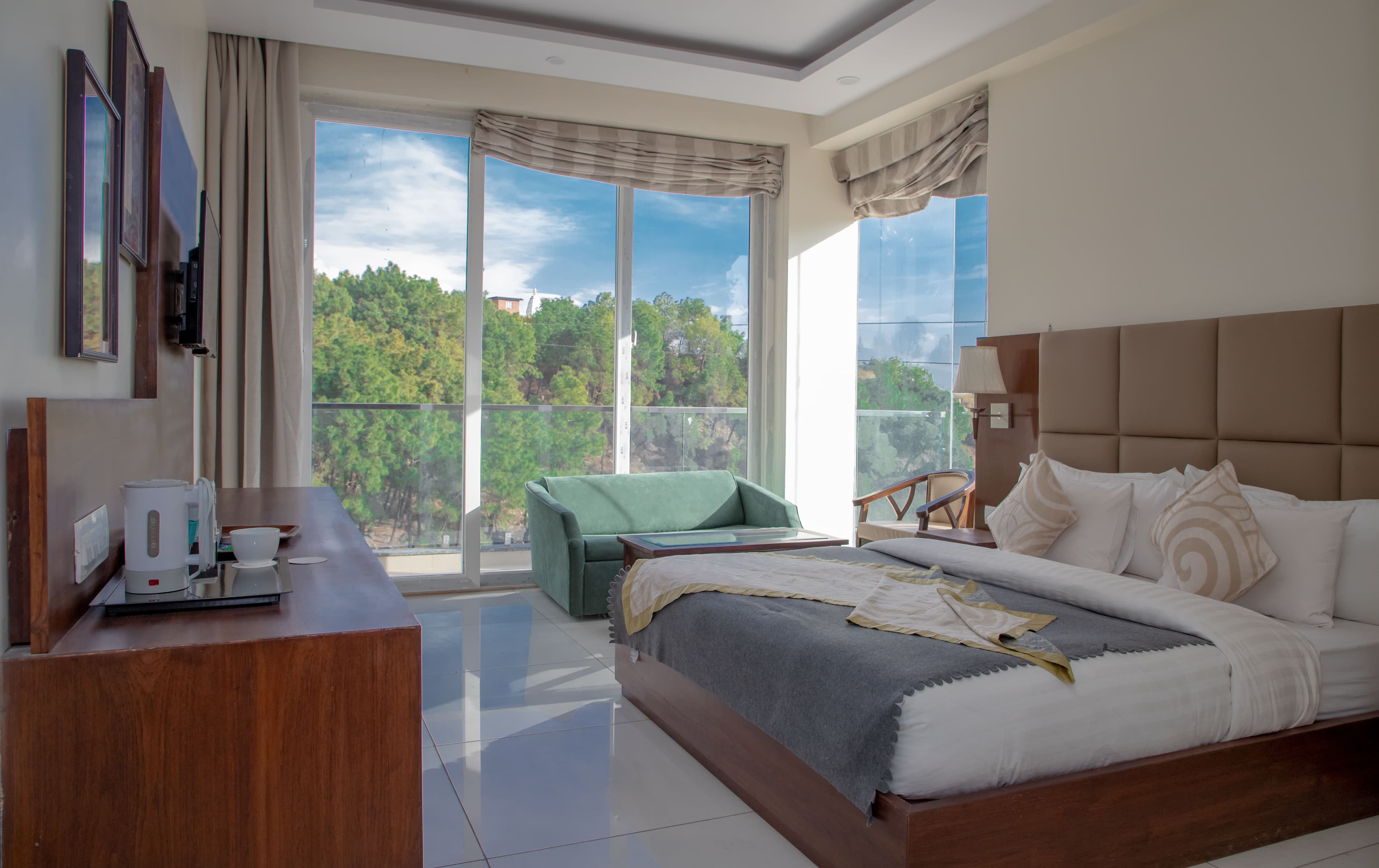 River view from Manuni Inn Riverside