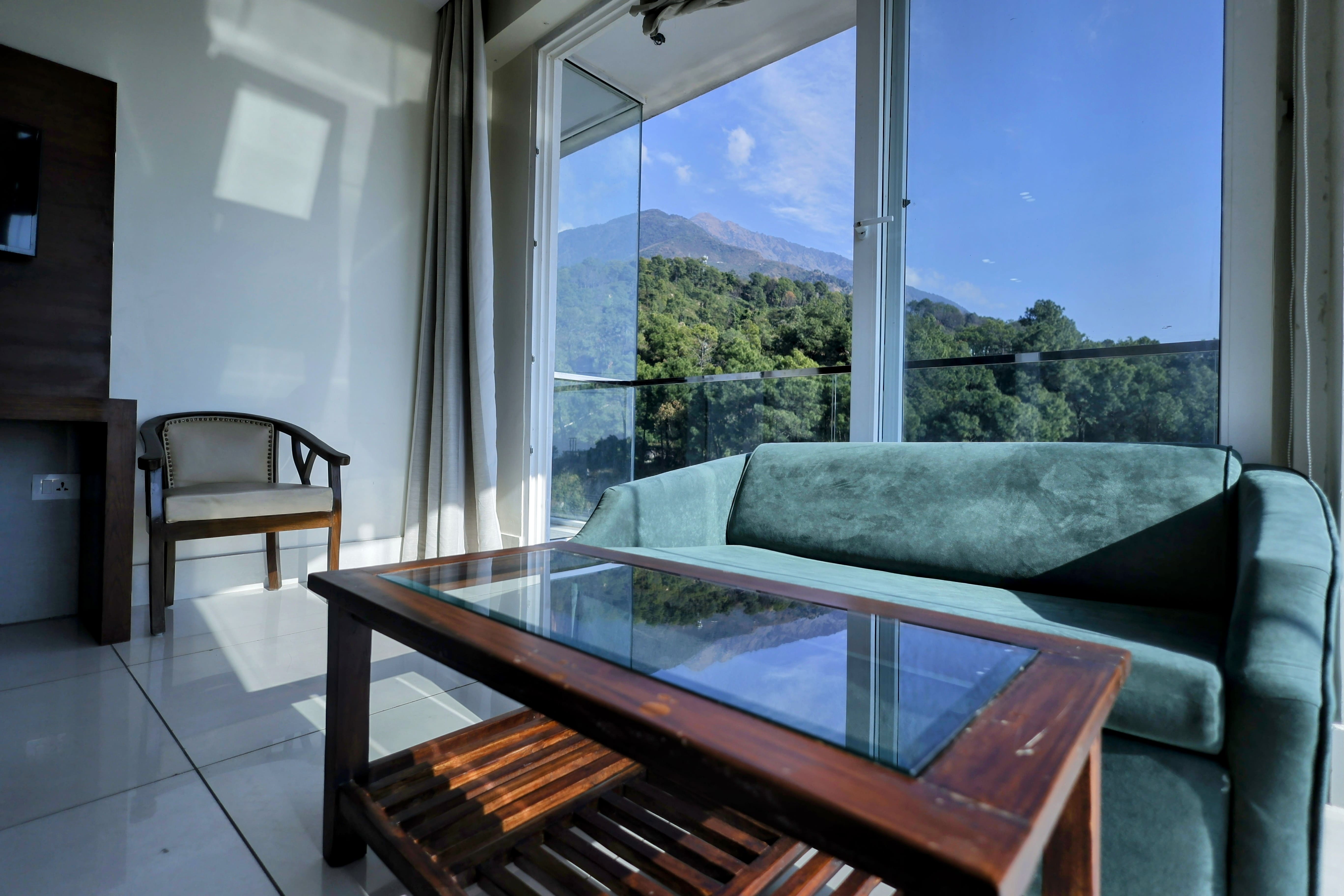 Premium Riverside Room image 3